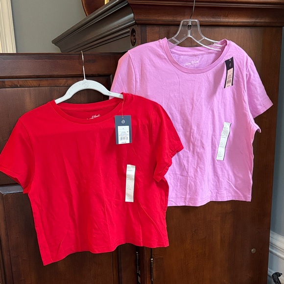 Universal Thread Tops - Bundle of Universal Thread Cotton T-Shirts